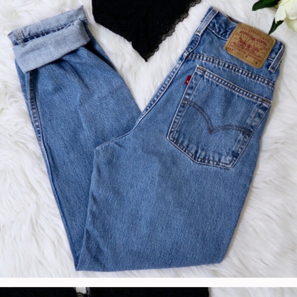 Vintage Levi’s 512 cut